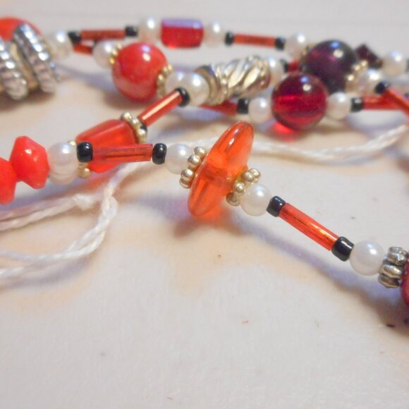 HandCrafted Necklace about 25" ...… red, white, silver and small black beads … - Picture 3 of 12